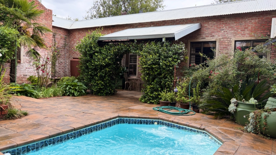 4 Bedroom Property for Sale in Viljoenskroon Rural Free State